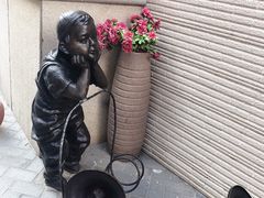 -鲁邦国际风情街(麦世达韩国精品百货店)