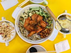 -嗨皮儿·现蒸面皮(抄纸巷店)