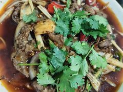 -小杨翘脚牛肉