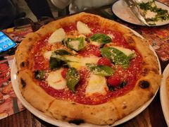 水牛奶酪pizza-BOTTEGA意库(中骏世界城店)