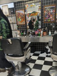 -Devilhands Barbershop男士理容店