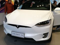 -TESLA 特斯拉(上海太古汇体验店)