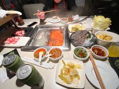 -海底捞火锅鲜切牛肉主题店(长寿路店)