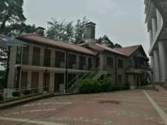 -香港大学