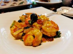 黑蒜大千虾球-北京四季酒店·采逸轩