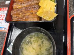 -沼津魚がし鮨(御殿場アウトレット店)