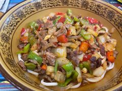 -吐尔逊拌面美食