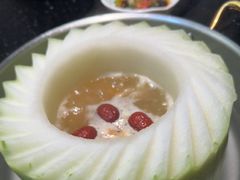 -得意咚瓜·顺德鱼生·冬瓜火锅(深圳首店)