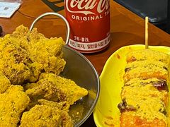 -BHC炸鸡(明洞总店)