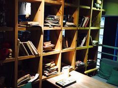 -84那年咖啡馆(李沧万达店)