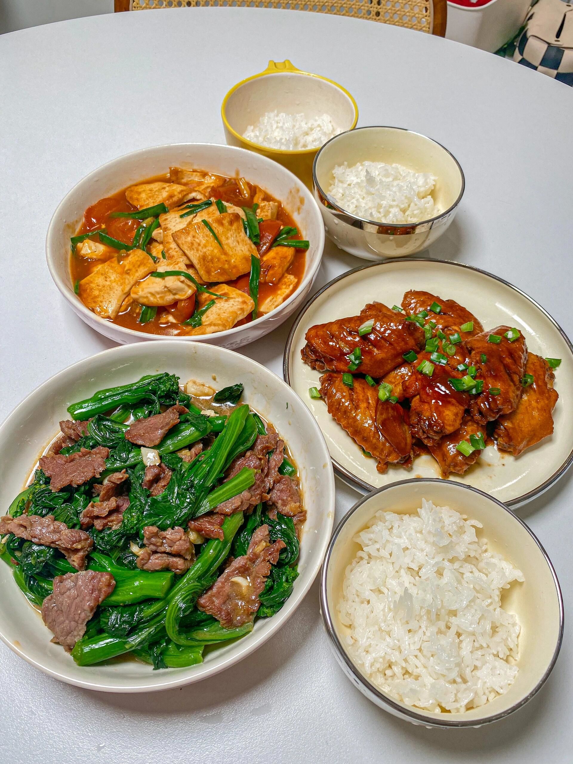 不点外卖,一家三口的家常晚餐