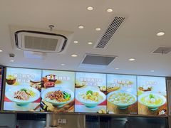 -小杨生煎(金山百联购物中心3楼店)