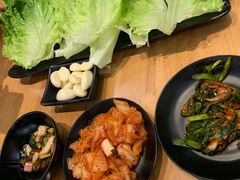 -肉甲韩国木炭烤肉(新壹街1店)