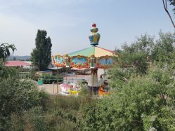 -窦王岭景区游乐场