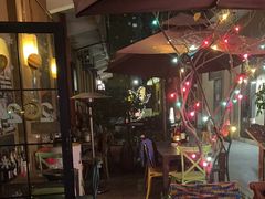 -SISTERS BAR RESTAURANT川意酒馆(嘉善老市H楼店)