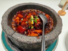 石锅鲍鱼红烧肉-1921湖景餐厅