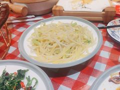 -老郑家东北春饼(龙悦居店)