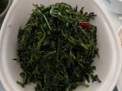 养生枸杞苗-老毛手抓·盐池滩羊非遗手抓(宁夏总店)