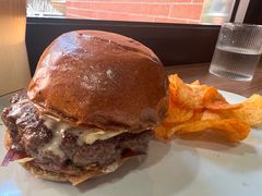 -潮一不贰·法式甜品·生日蛋糕·西式简餐(外滩店)