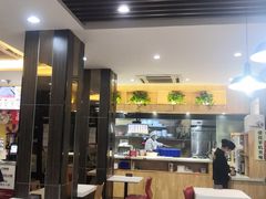 大堂-南城香·饭香串香馄饨香(富丰桥店)