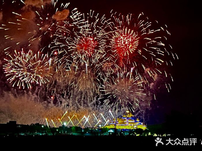 泰达航母主题公园图片