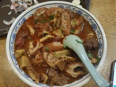 精品大肠卤煮火烧-门框胡同百年卤煮(新街口店)