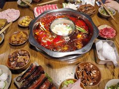 -周幺妹重庆老火锅(银泰城总店)