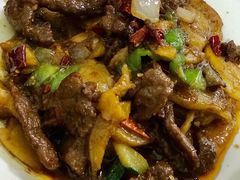 孜然土豆嫩牛肉-卢庄(江汉路店)