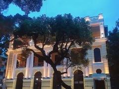 -星巴克臻选(广州沙面店)