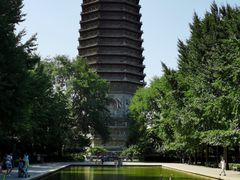 -玲珑塔公园