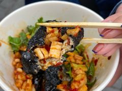 -黑色经典臭豆腐·湖南特产(步行街店)