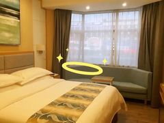 -维也纳3好酒店(深圳宝安海雅缤纷城店)