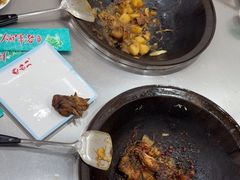 -屯老二农家铁锅炖·行业领军者(梅江店)