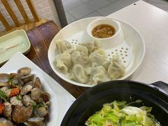菠菜汁三鲜饺子-九层海鲜塔(市南店)