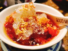 -沪小二炭火蛙锅(淮海中路美食不夜城店)