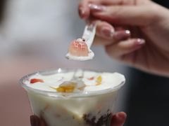 -奈雪的茶(湖滨银泰in77C区PRO店)