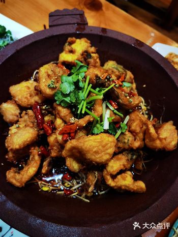 炸过的鱼，吃完还可以涮菜