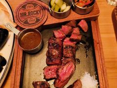 纽西兰SFF珍藏级战斧牛扒-MR.ROCKY洛奇先生RESTAURANT&BAR(宝安壹方城店)