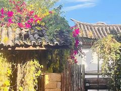 -百安居装修建材卖场(南山店)