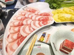 -名都晓荷塘主题火锅(春光路店)