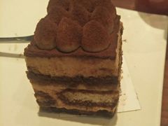星巴克咖啡提拉米苏蛋糕-星巴克(杭州临平银泰城B1店)