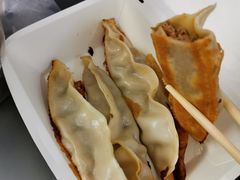 网红牛肉锅贴-张小文胡辣汤(龙柏新村店)