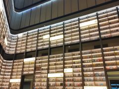 -上海虹桥中心爱琴海亚朵S酒店