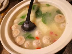 蘑菇丸子汤-滇越乘象云南餐厅(豆各庄店)