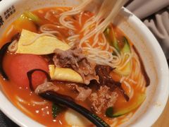 -蒙自源米线大王(东站店)