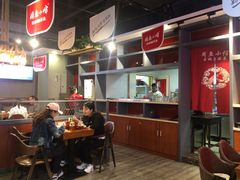 -周鱼小馆石锅酸菜鱼(活力汇店)