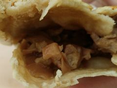 熏肥肠鞋底火烧-宝光熏肉鞋底火烧(新街口店)