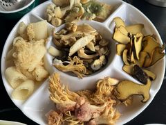 -野菌皇海景野生菌火锅(滨海大道店)