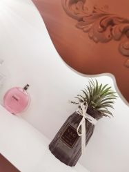 -美肤盾祛痘·问题肌头疗管理中心