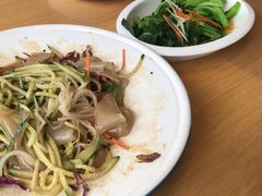 -关东小磨东北菜(上海长风大悦城店)